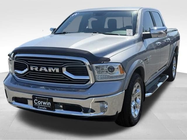 2019 RAM 1500 Classic Laramie — photo 1 of 46