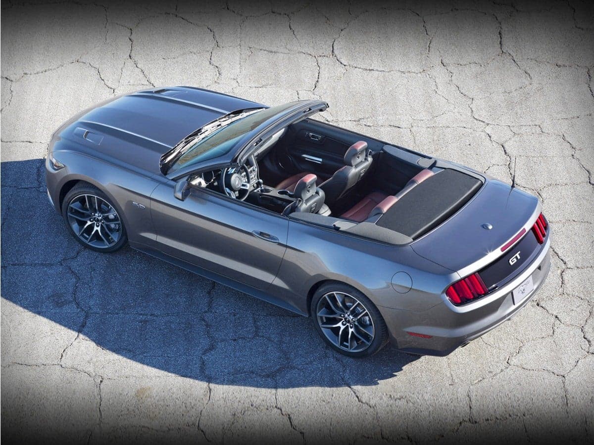 2016 Ford Mustang GT Premium — photo 1 of 5