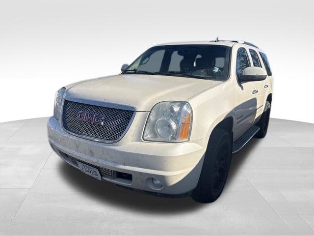 2014 GMC Yukon Denali — photo 1 of 5