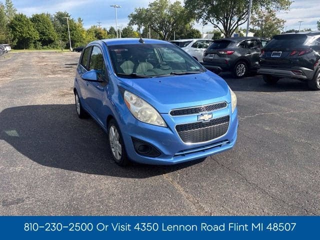 2014 Chevrolet Spark 1LT — photo 1 of 44