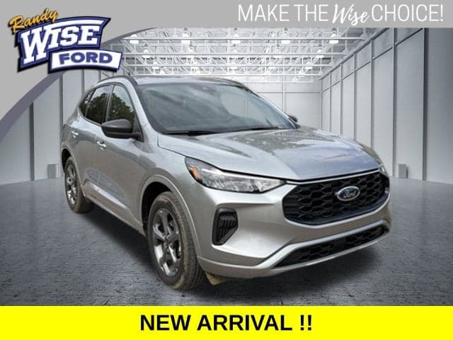 2024 Ford Escape ST-Line — photo 1 of 39