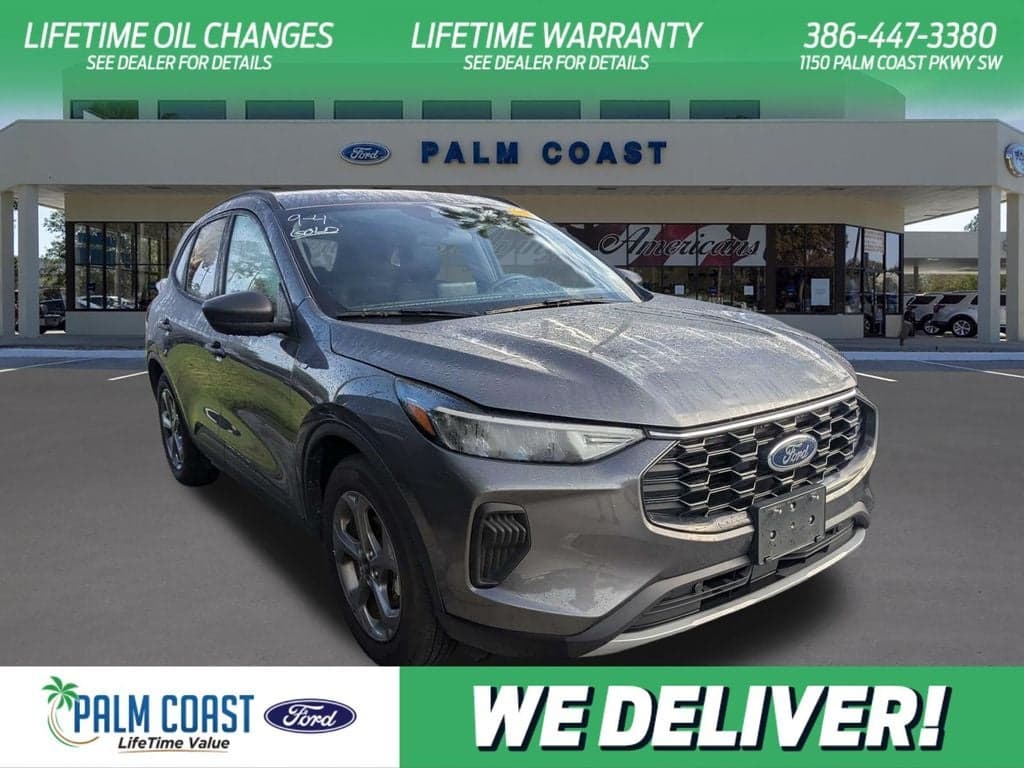 2025 Ford Escape ST-Line — photo 1 of 3