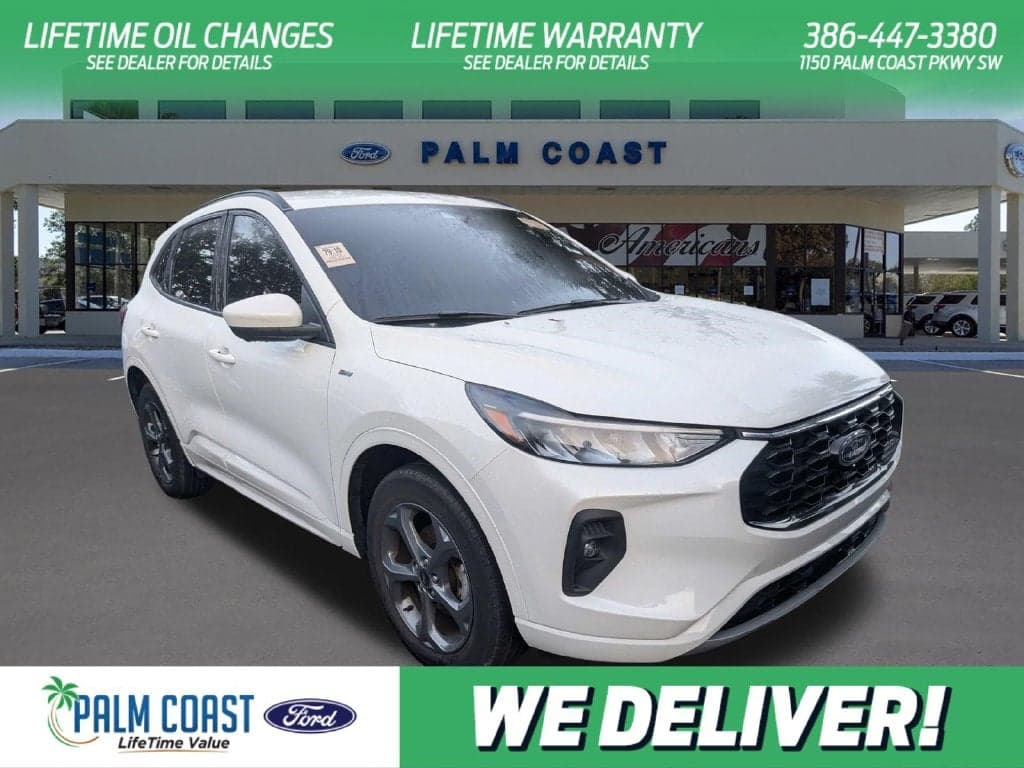 2023 Ford Escape ST-Line Select — photo 1 of 3