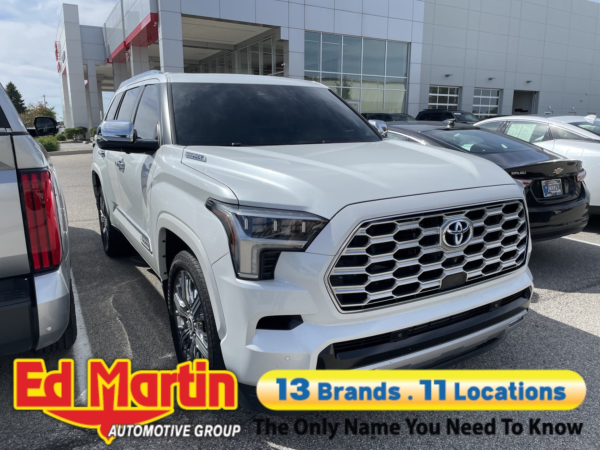 2024 Toyota Sequoia Capstone — photo 1 of 7