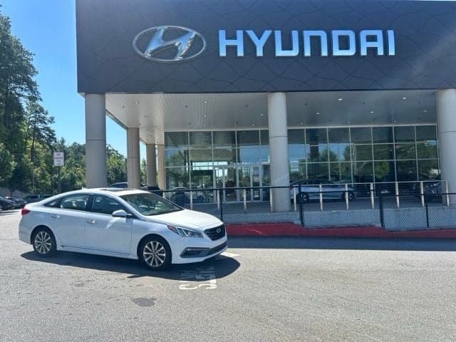 2017 Hyundai SONATA Limited — photo 1 of 24