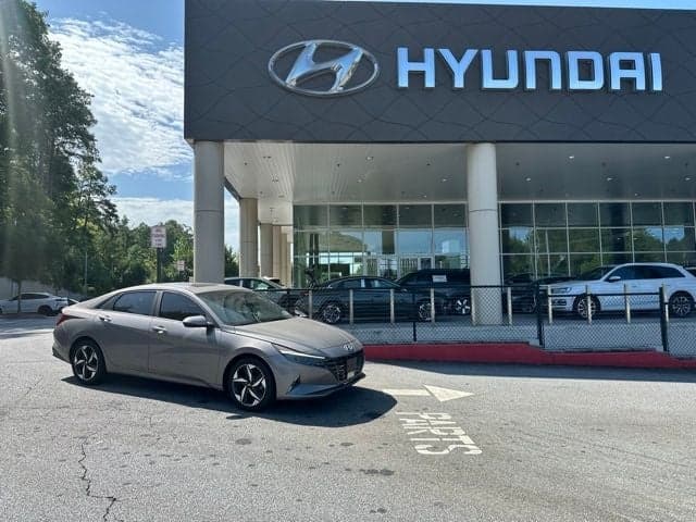 2023 Hyundai ELANTRA Limited — photo 1 of 24