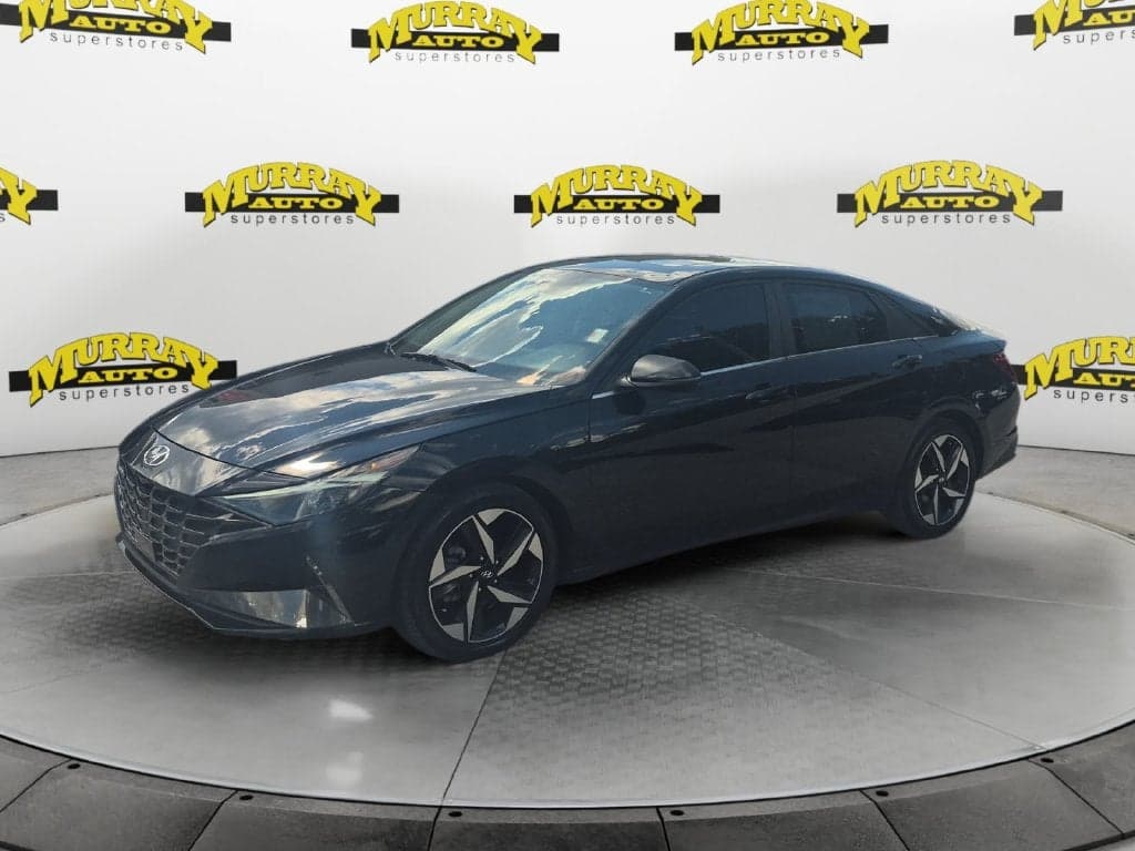 2022 Hyundai Elantra Limited — photo 1 of 24