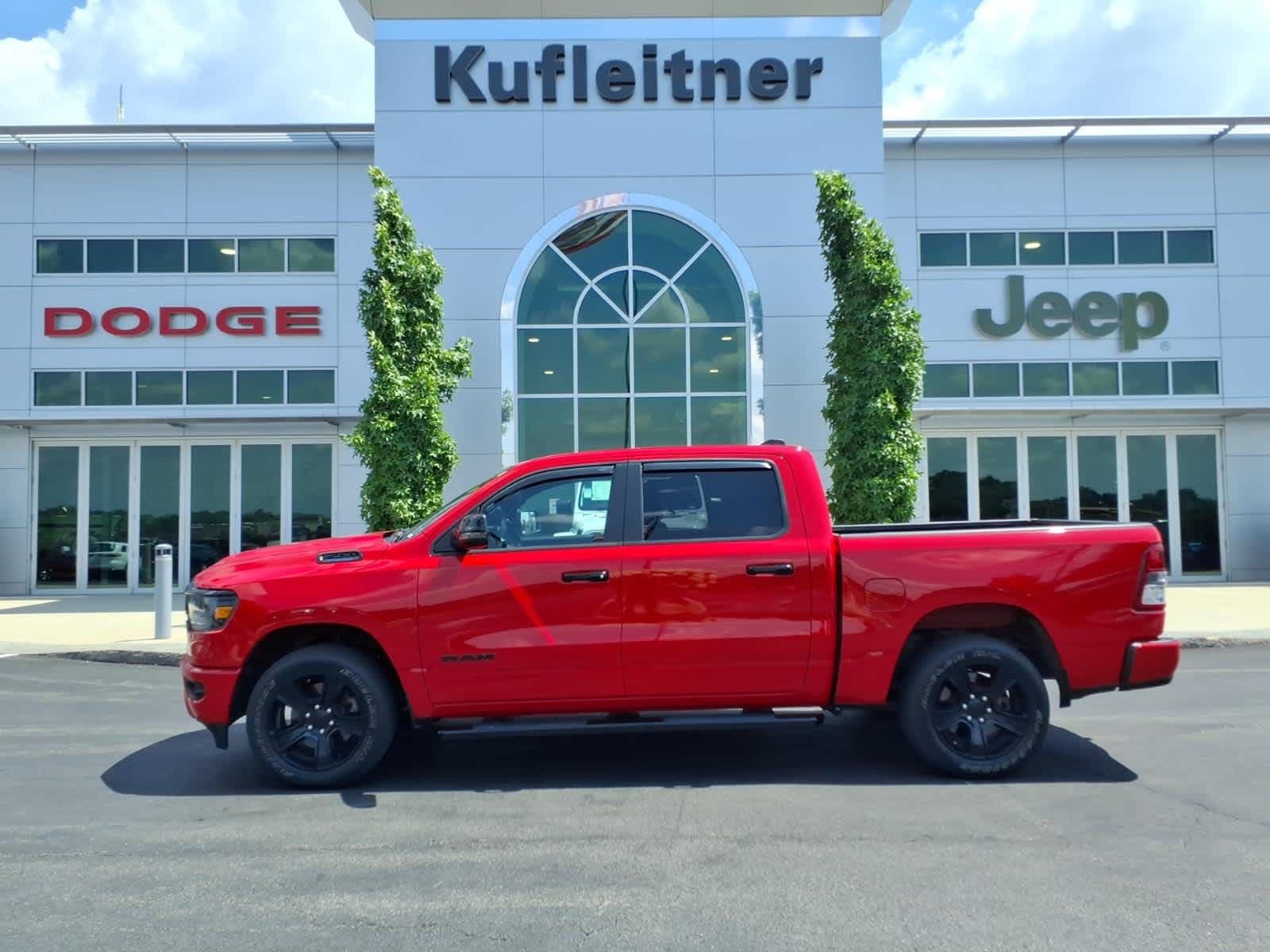2023 RAM 1500 Big Horn — photo 1 of 30