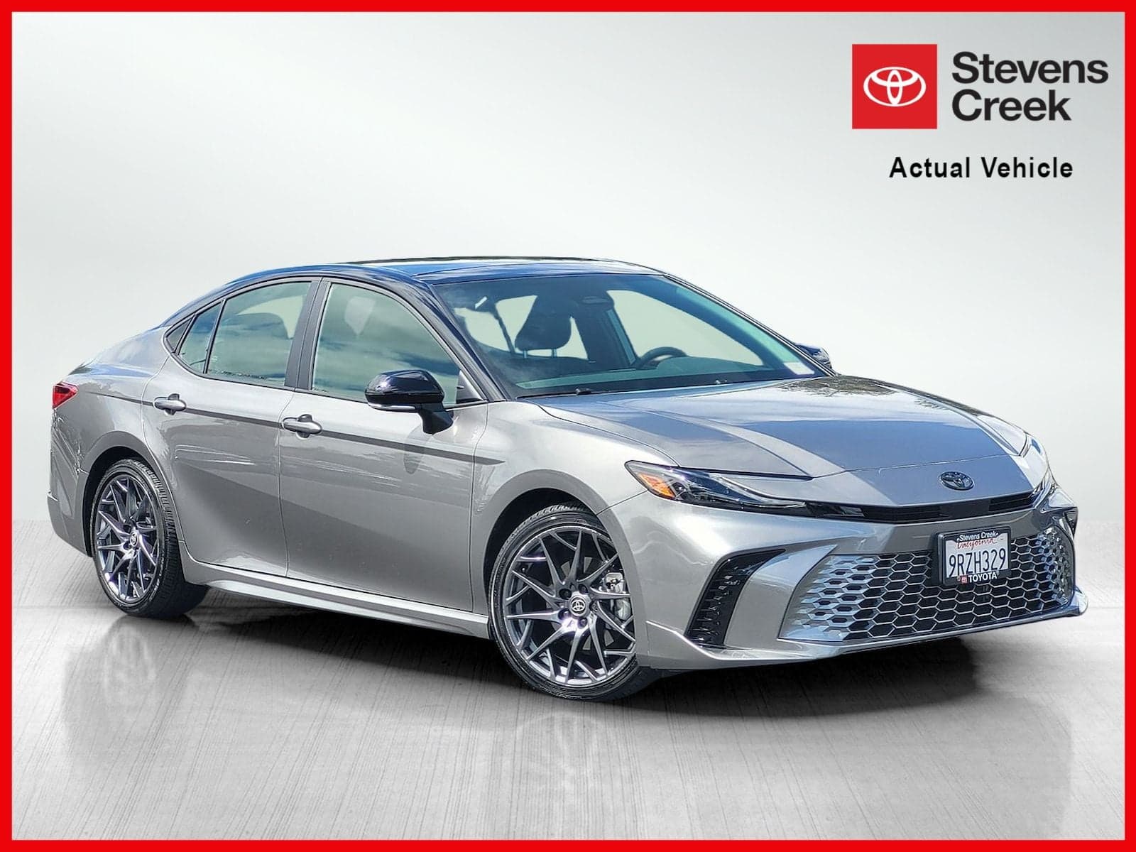 2025 Toyota Camry XSE — photo 1 of 20
