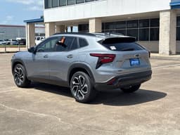 Extra Photo