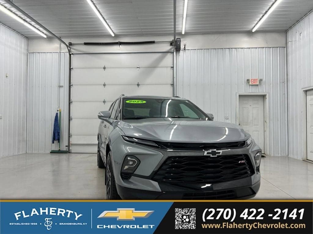 2025 Chevrolet Blazer RS — photo 1 of 35