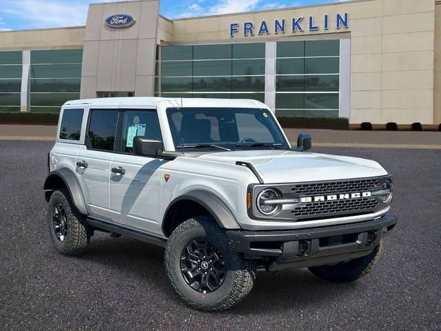2026 Ford Bronco Badlands — photo 1 of 25