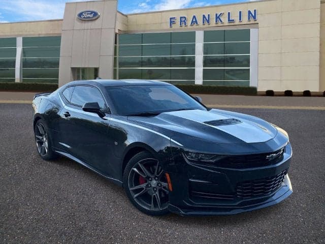 2021 Chevrolet Camaro 2SS — photo 1 of 12