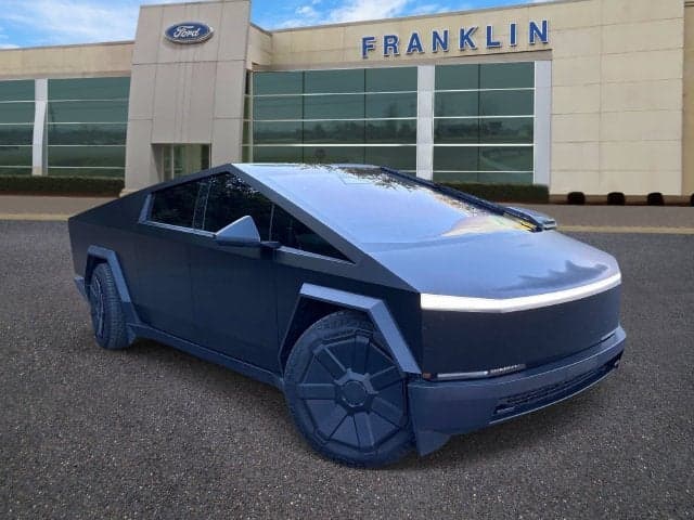 2025 Tesla Cybertruck Base — photo 1 of 12