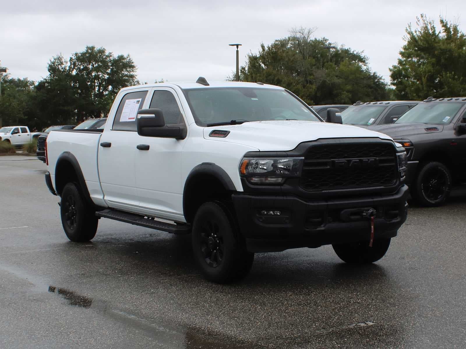 2024 RAM 2500 Tradesman — photo 1 of 5