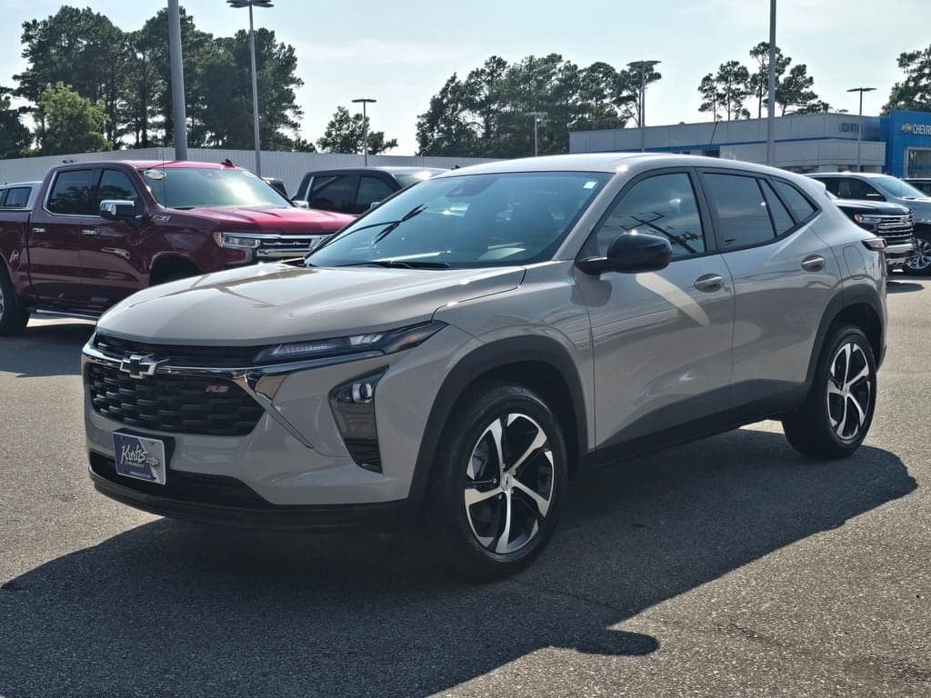 2026 Chevrolet Trax 1RS — photo 1 of 36