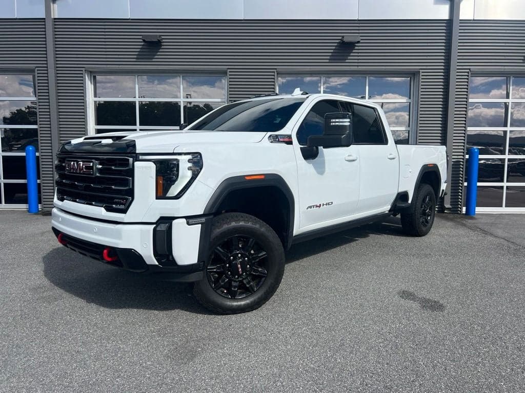 2024 GMC Sierra 2500HD AT4 — photo 1 of 5