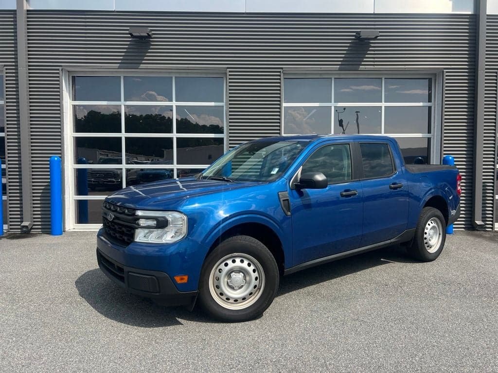 2024 Ford Maverick XL — photo 1 of 5