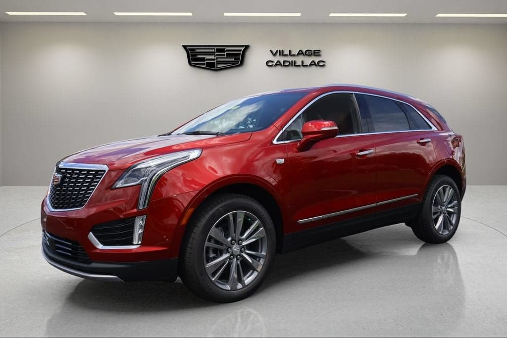 2026 Cadillac XT5 Premium Luxury — photo 1 of 38