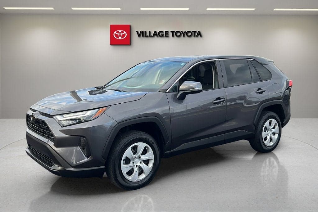 2024 Toyota RAV4 LE — photo 1 of 27