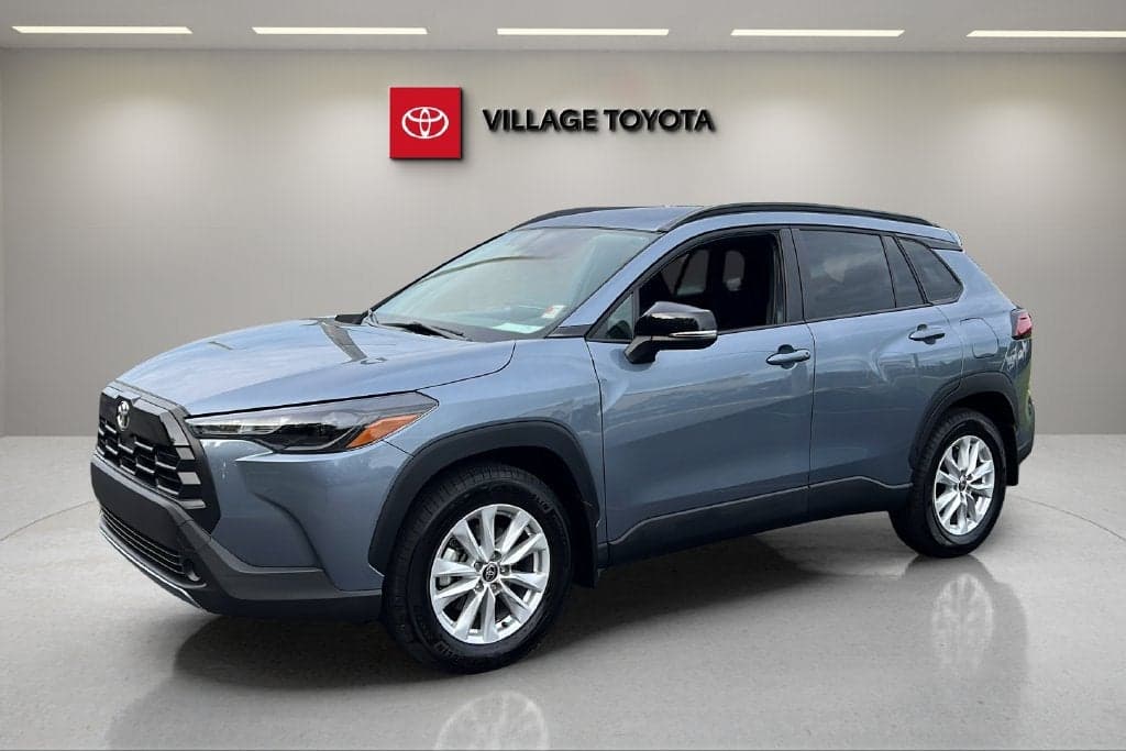 2026 Toyota Corolla Cross LE — photo 1 of 27