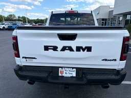 Extra Photo