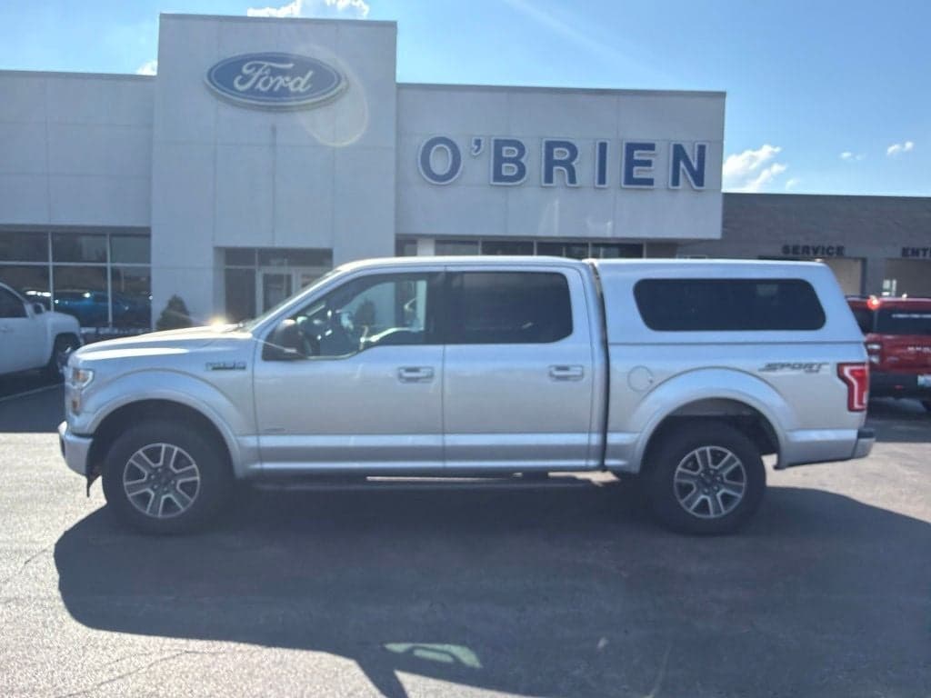 2017 Ford F-150 XLT — photo 1 of 21