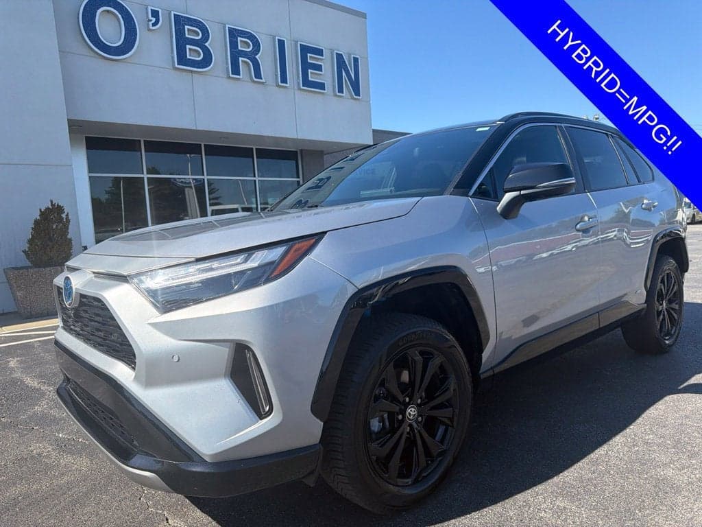 2022 Toyota RAV4 Hybrid XSE — photo 1 of 5