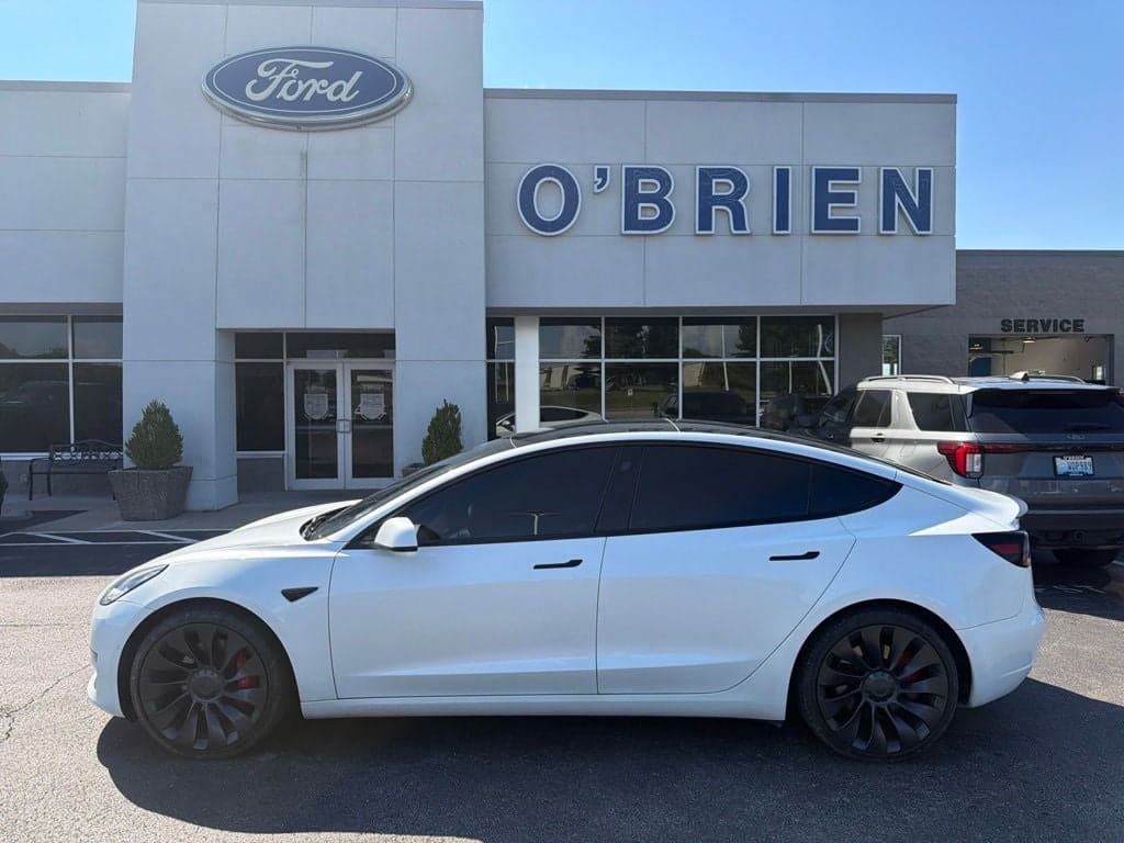 2022 Tesla Model 3 Performance — photo 1 of 18