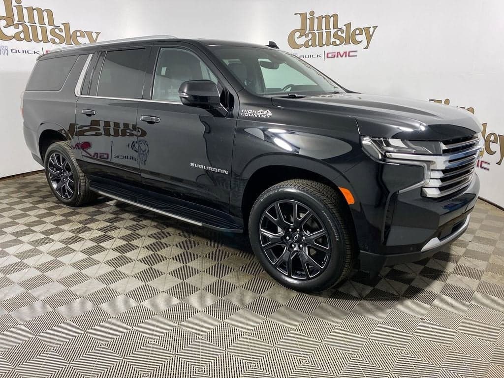 2023 Chevrolet Suburban High Country — photo 1 of 25