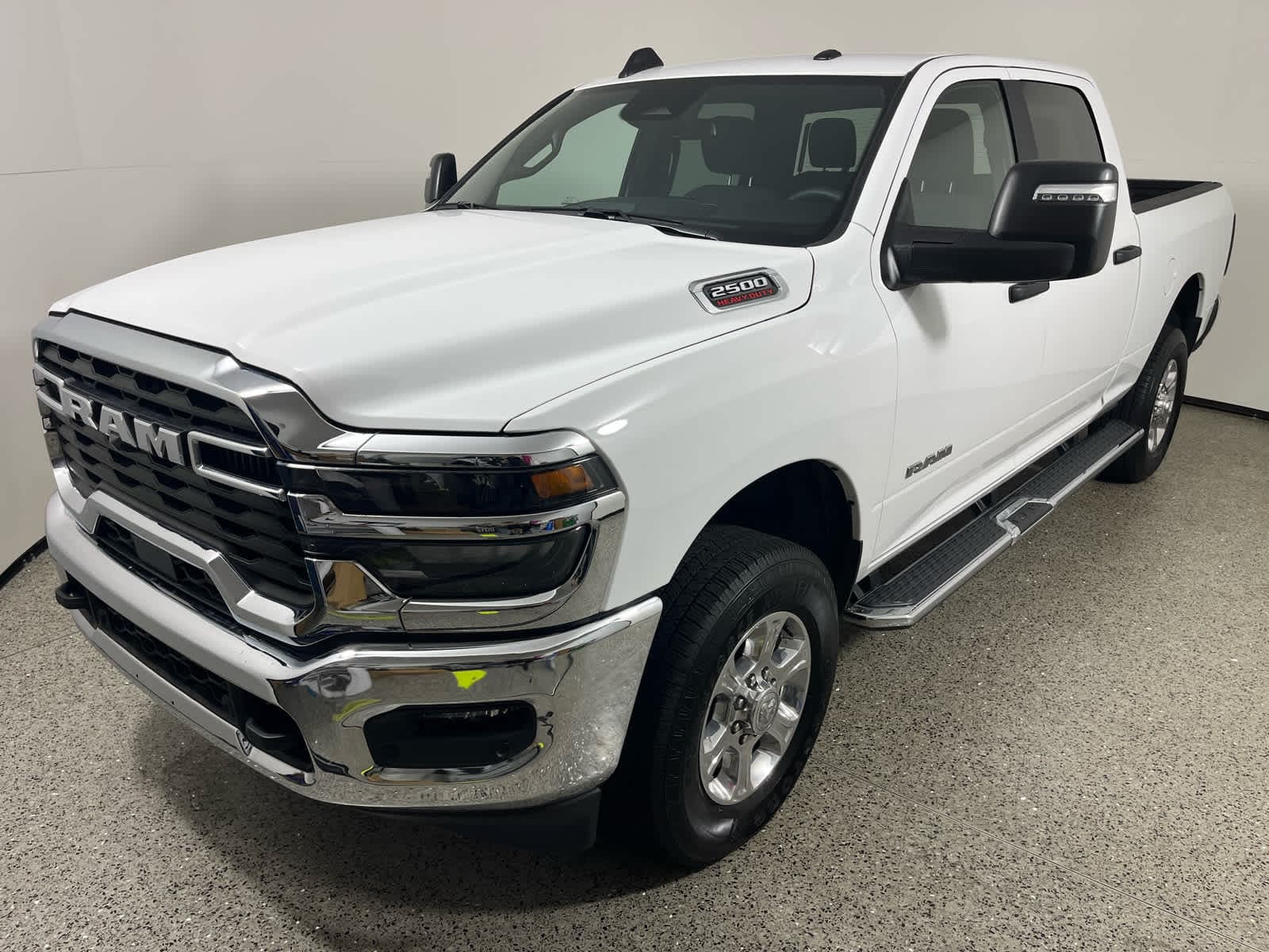 2025 RAM 2500 Big Horn — photo 1 of 28