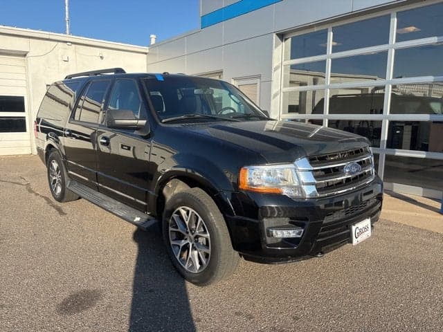 2017 Ford Expedition EL XLT — photo 1 of 5