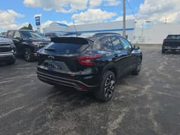Extra Photo