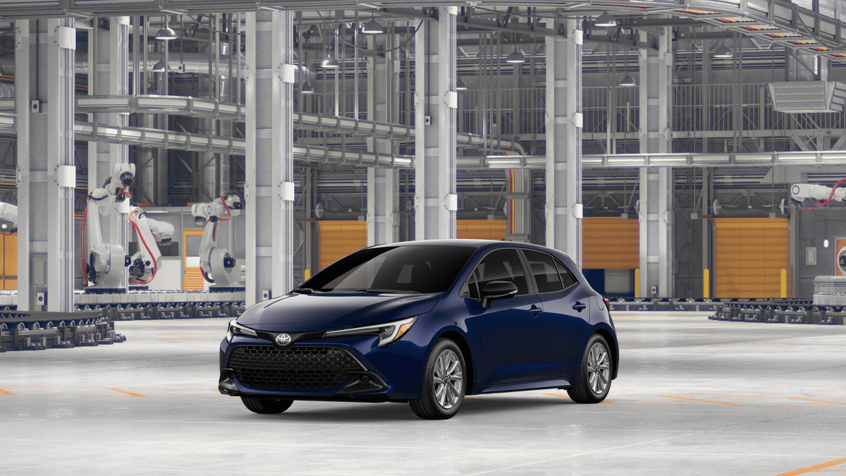 2027 Toyota Corolla Hatchback SE — photo 1 of 22