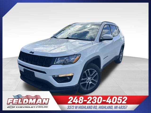 2020 Jeep Compass Latitude w/Sun/Wheel Pkg — photo 1 of 9