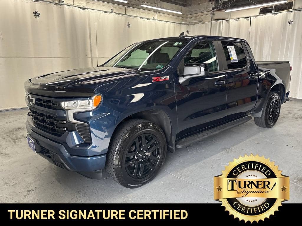 2022 Chevrolet Silverado 1500 RST — photo 1 of 7