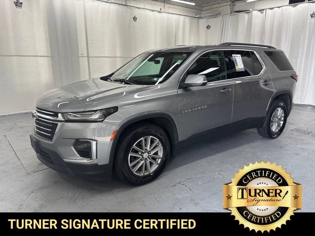 2023 Chevrolet Traverse LT Cloth — photo 1 of 50