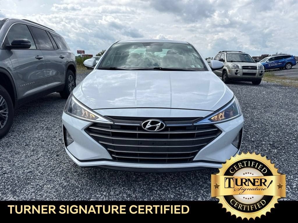 2019 Hyundai Elantra SEL — photo 1 of 20