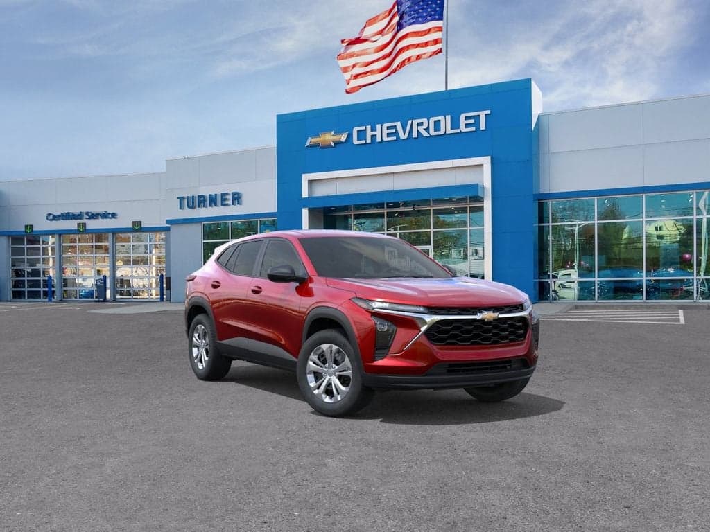 2026 Chevrolet Trax LS — photo 1 of 24