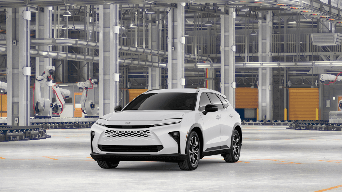 2026 Toyota Toyota Crown Signia XLE — photo 1 of 22