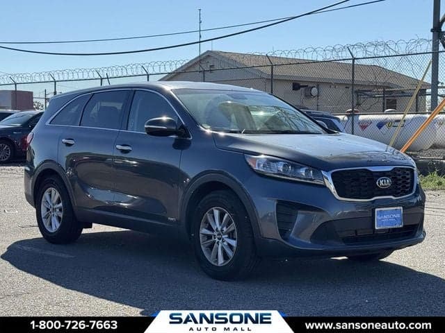 2020 Kia Sorento LX — photo 1 of 27