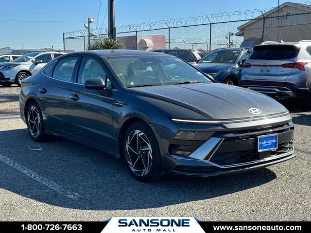 2025 Hyundai Sonata SEL Convenience — photo 1 of 5