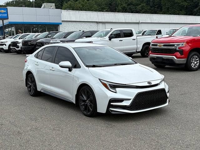 2023 Toyota Corolla SE — photo 1 of 47