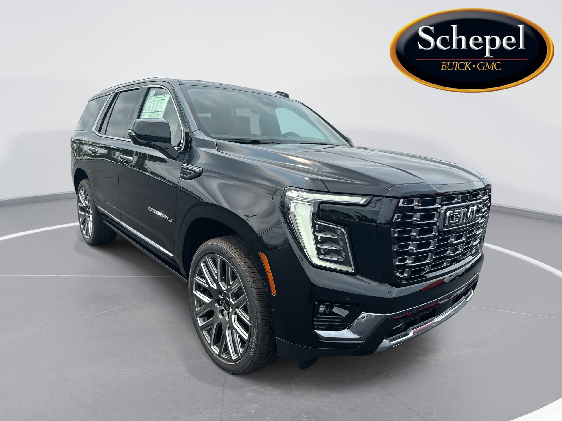 2026 GMC Yukon Denali Ultimate — photo 1 of 24