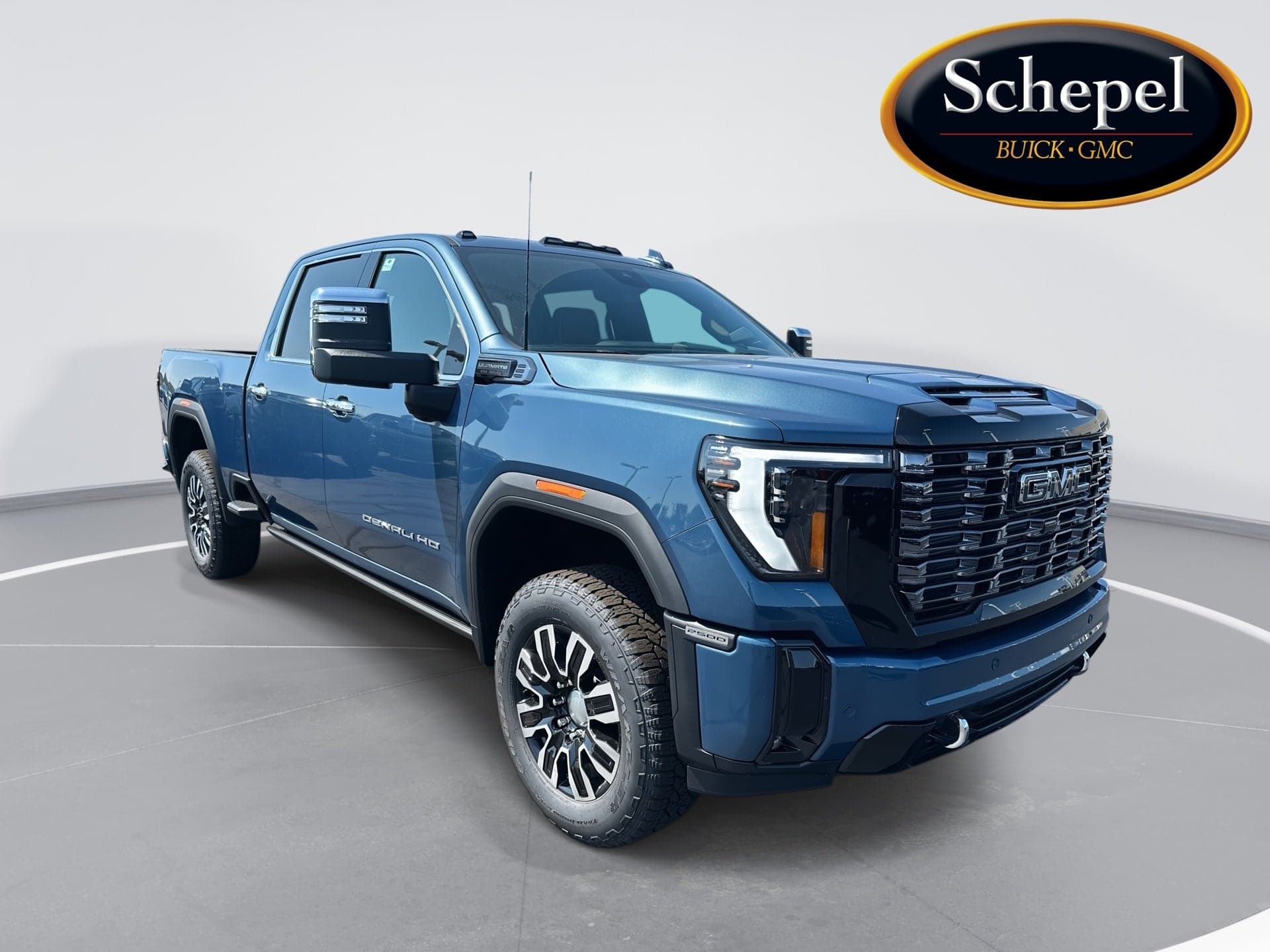 2026 GMC Sierra 2500HD Denali Ultimate — photo 1 of 25