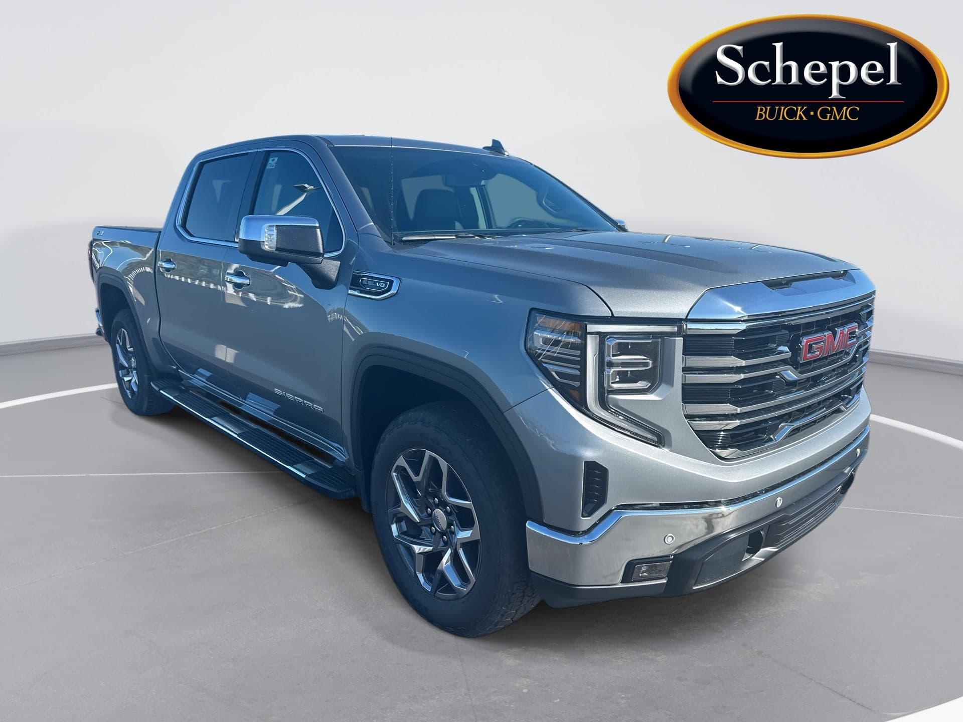 2026 GMC Sierra 1500 SLT — photo 1 of 5