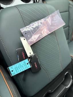 Extra Photo