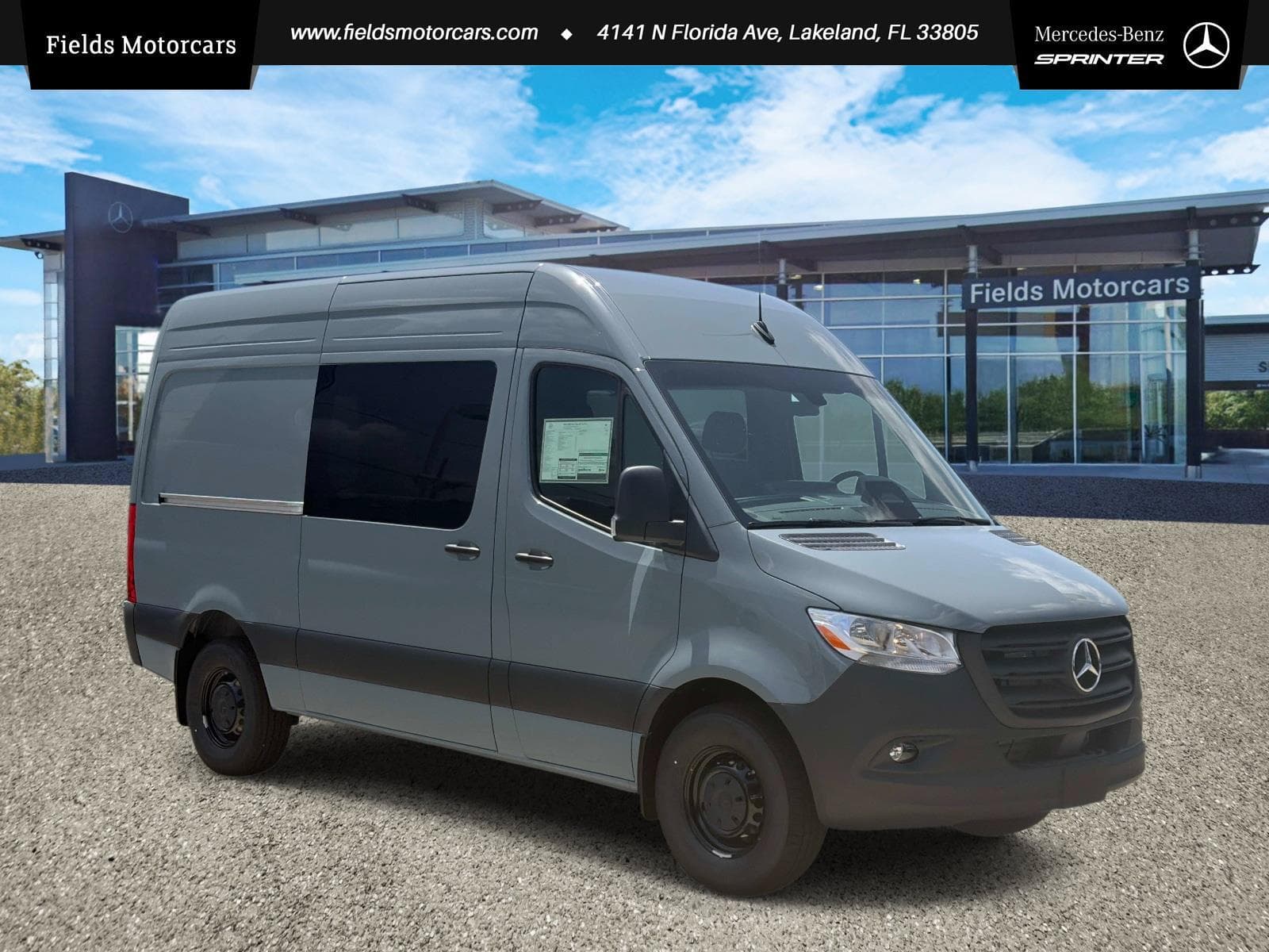 2026 Mercedes-Benz Sprinter 2500 Standard Roof 4-Cyl Diesel — photo 1 of 33