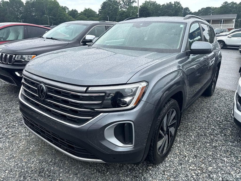 2024 Volkswagen Atlas 2.0T SE w/Technology — photo 1 of 5