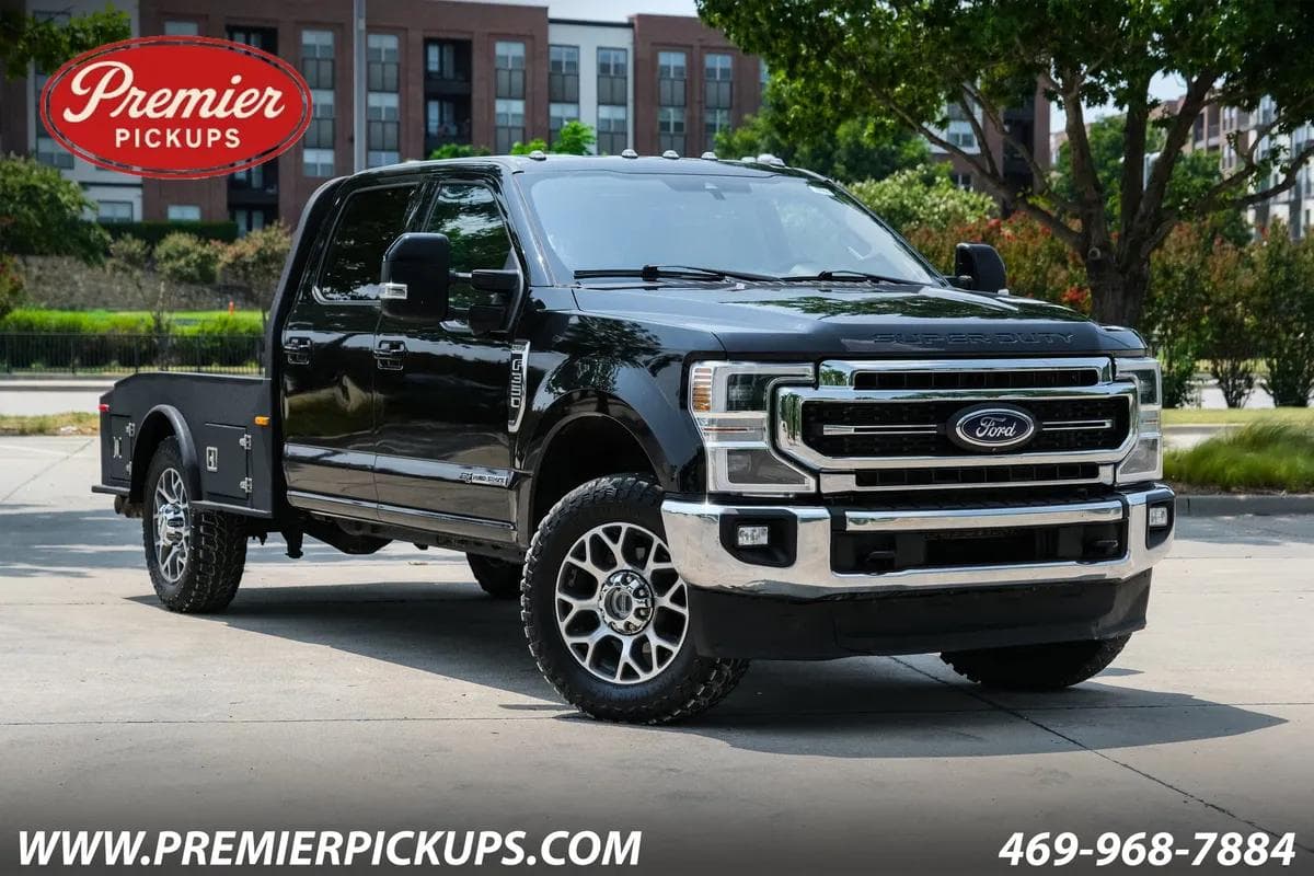 2022 Ford F-350 LARIAT — photo 1 of 60
